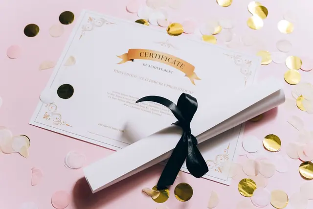 Diplomas y certificados