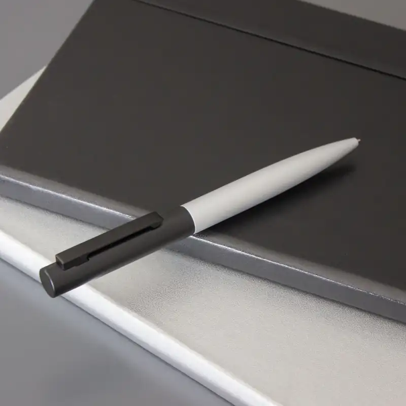 Bolígrafo metálico plata mate con apertura giratoria para personalizar con logo (4)