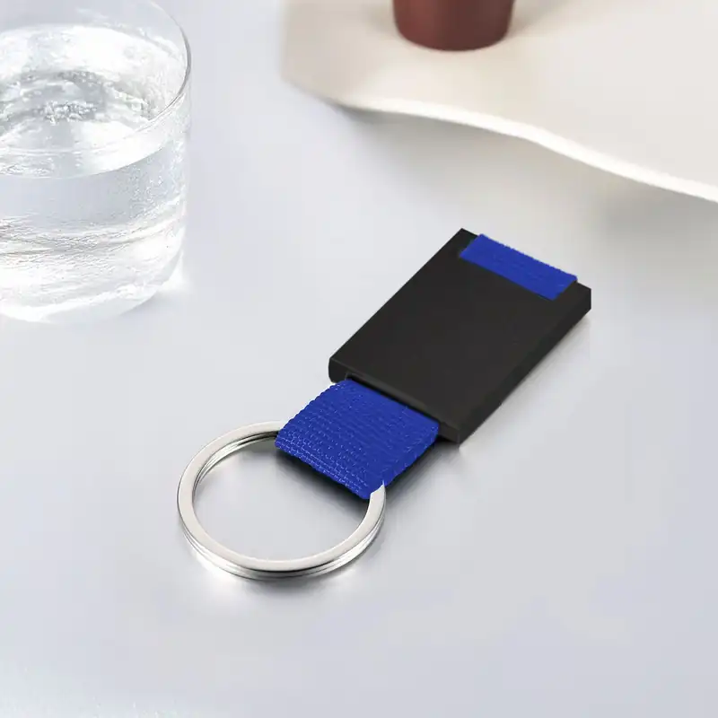 Llavero metálico negro con correa para personalizar con logo (3)