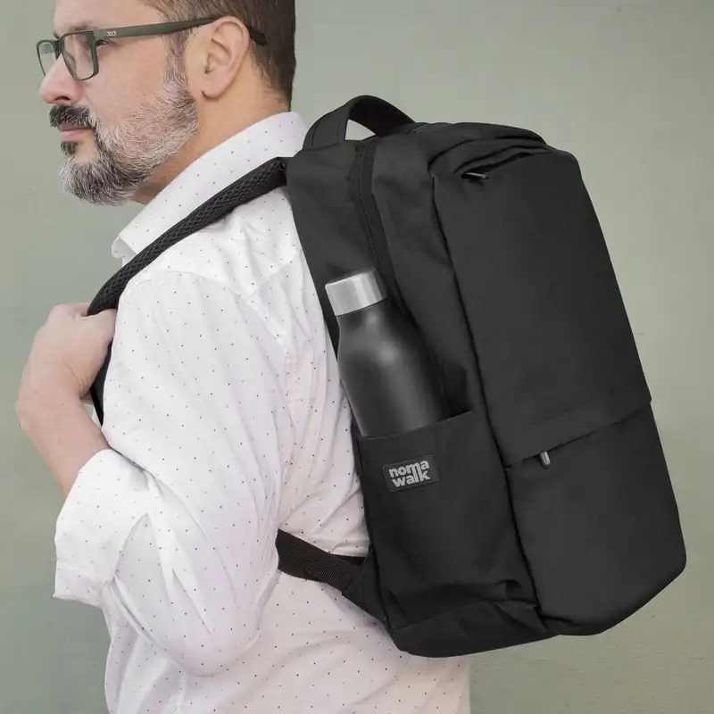 Mochila porta notebook 16" con sujeción para valija para personalizar con logo (2)