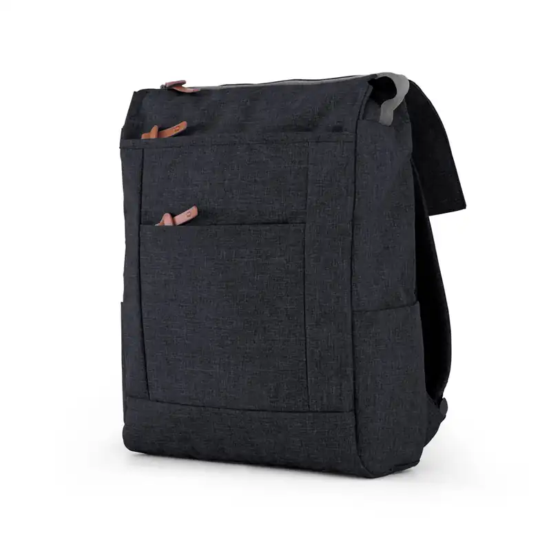 Mochila urbana porta notebook 15" con solapa imantada para personalizar con logo (3)
