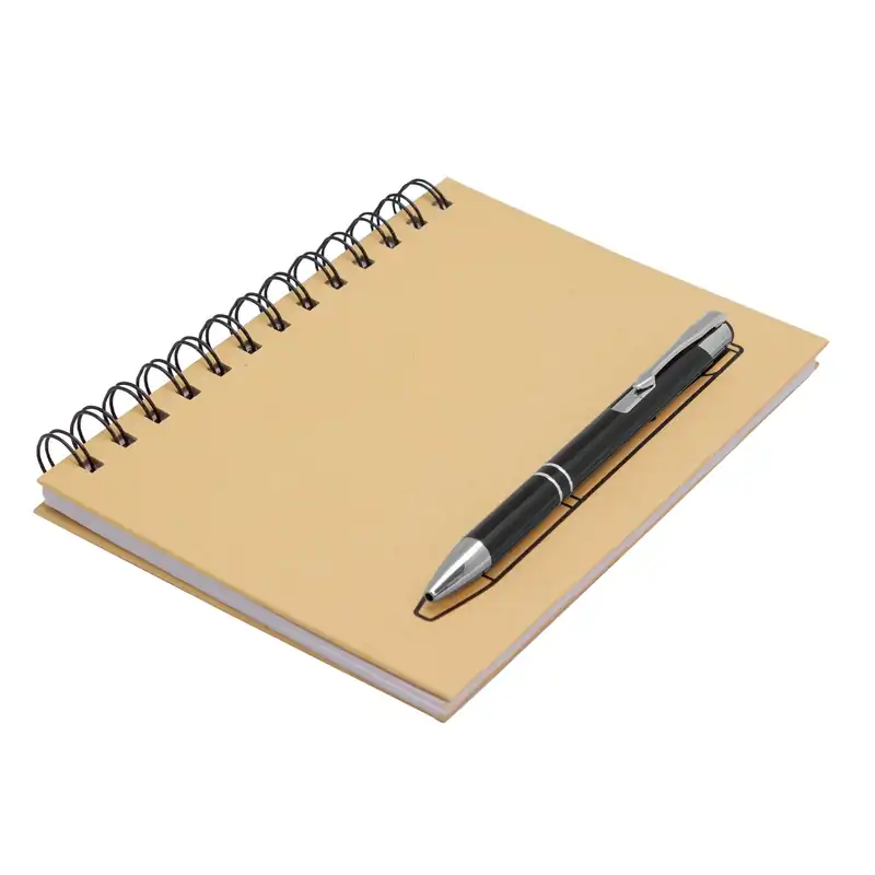 Set de libreta kraft y bolígrafo con imán para personalizar con logo (3)
