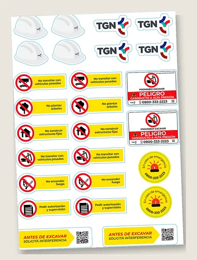 Plancha de stickers para TGN: trabajo realizado por la imprenta SGG